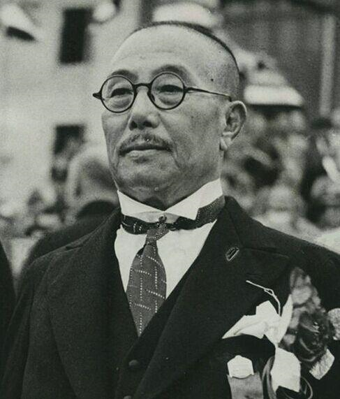 汉奸傅筱庵躲过三次暗杀,军统女特工鼓动其厨师,一菜刀为民锄奸