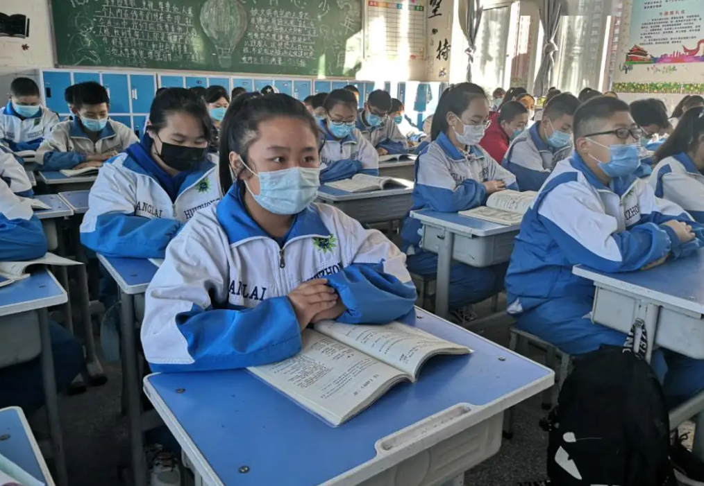 22届中考生要知晓，若考试分数在500分以下，或将与高中无缘