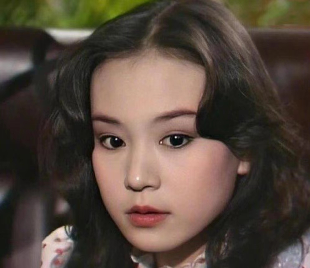 刘雪华:被刘德凯抛弃,遇邓育昆后收获幸福,丈夫离世只留她一人