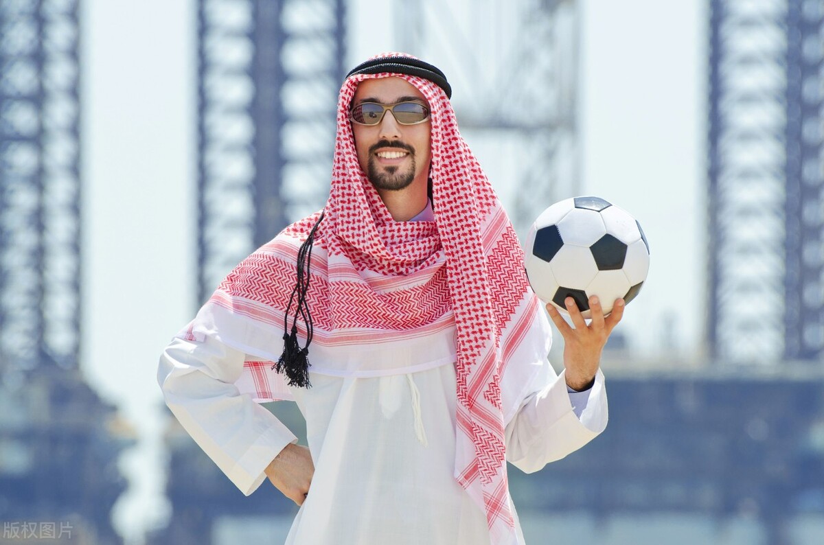世界杯为什么11月（2022年卡塔尔世界杯为何要在冬天举办？）