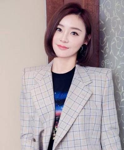 袁姗姗：恬静温婉，明艳动人，女神范十足