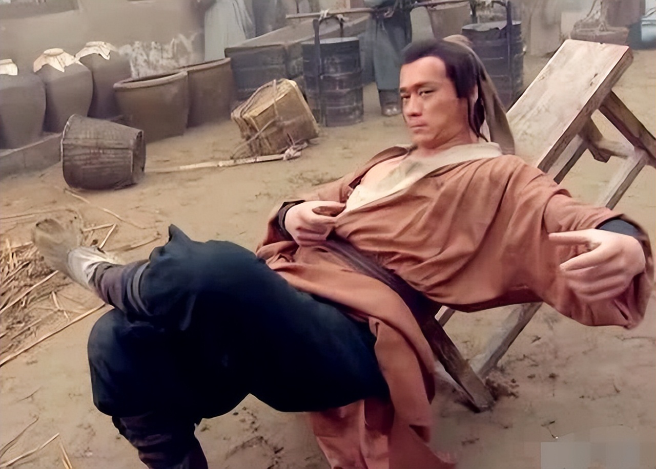 《水浒传》播出24年，8位演员境况相差太大，男7号如今成顶流