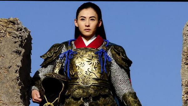 千万粉丝网红被曝忘恩负义，娱圈“农夫与蛇”的明星还有哪些？