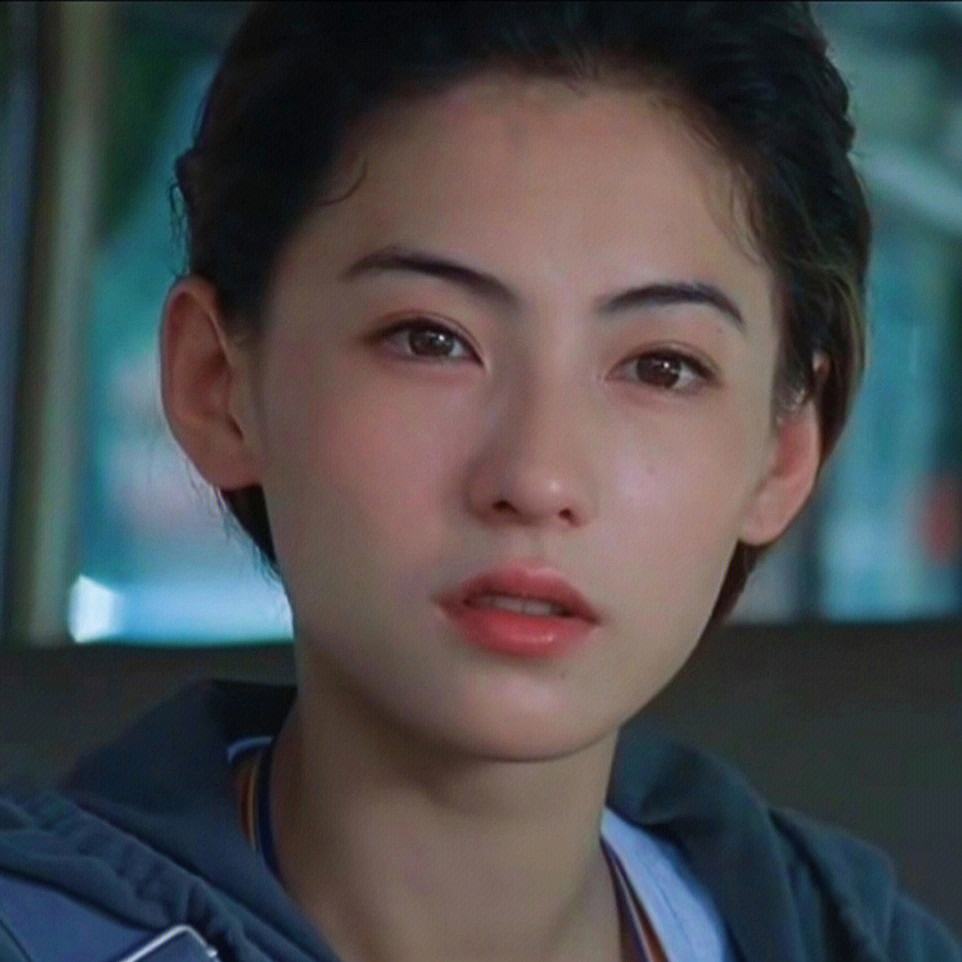 不过张柏芝还算争气,在电影中饰演的柳飘飘一角获得了广泛关注,演技也