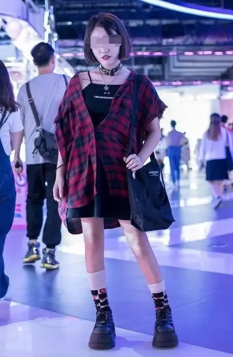 校园里，男大学生多高算“矮”？170cm成下限？听听学妹真实想法