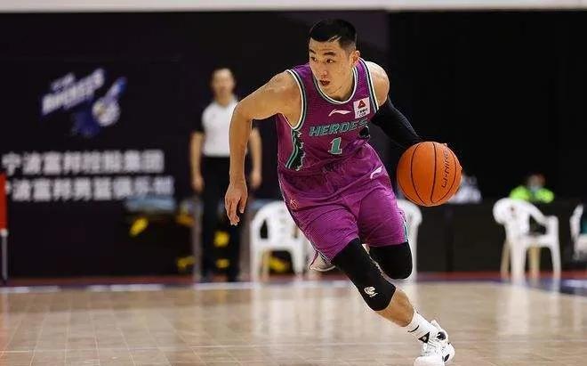 cba为什么会有广告（CBA到底缺不缺钱？解读俱乐部的盈利模式，欢迎补充）