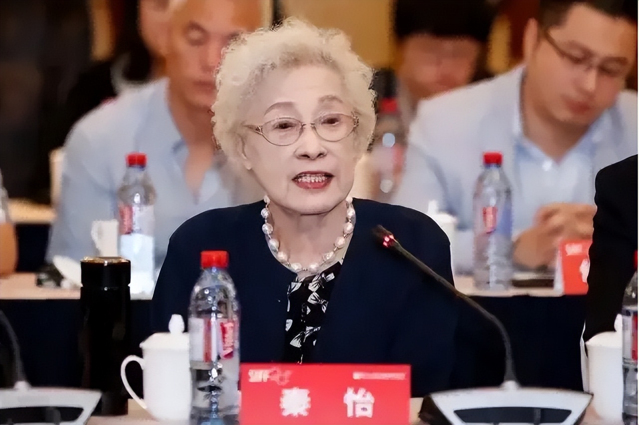 《难忘今宵》词作家乔羽去世，6月没结束，已有19位老艺术家离世