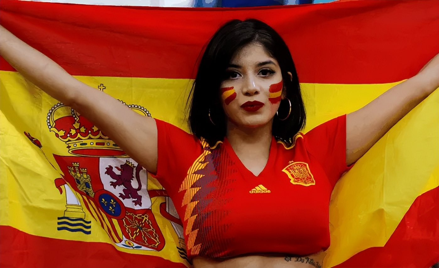 西班牙世界杯球队特点（不懂球？球场混子！真有人会喜欢西班牙队这种足球风格吗？）