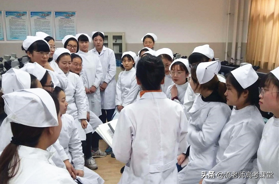 更名比较成功的学院，更名后招生分数上涨，院校位置让考生有误解