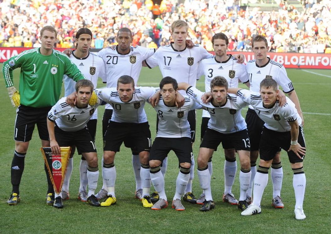德国最佳守门员(德国历史最佳阵容：诺伊尔、穆勒只能当替补，世界杯三连冠起步？)