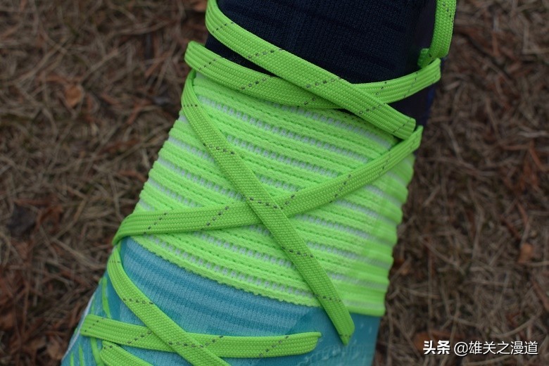 足球鞋买什么鞋钉（Puma Future Z 1.2 MG足球鞋，绿茵实战派）