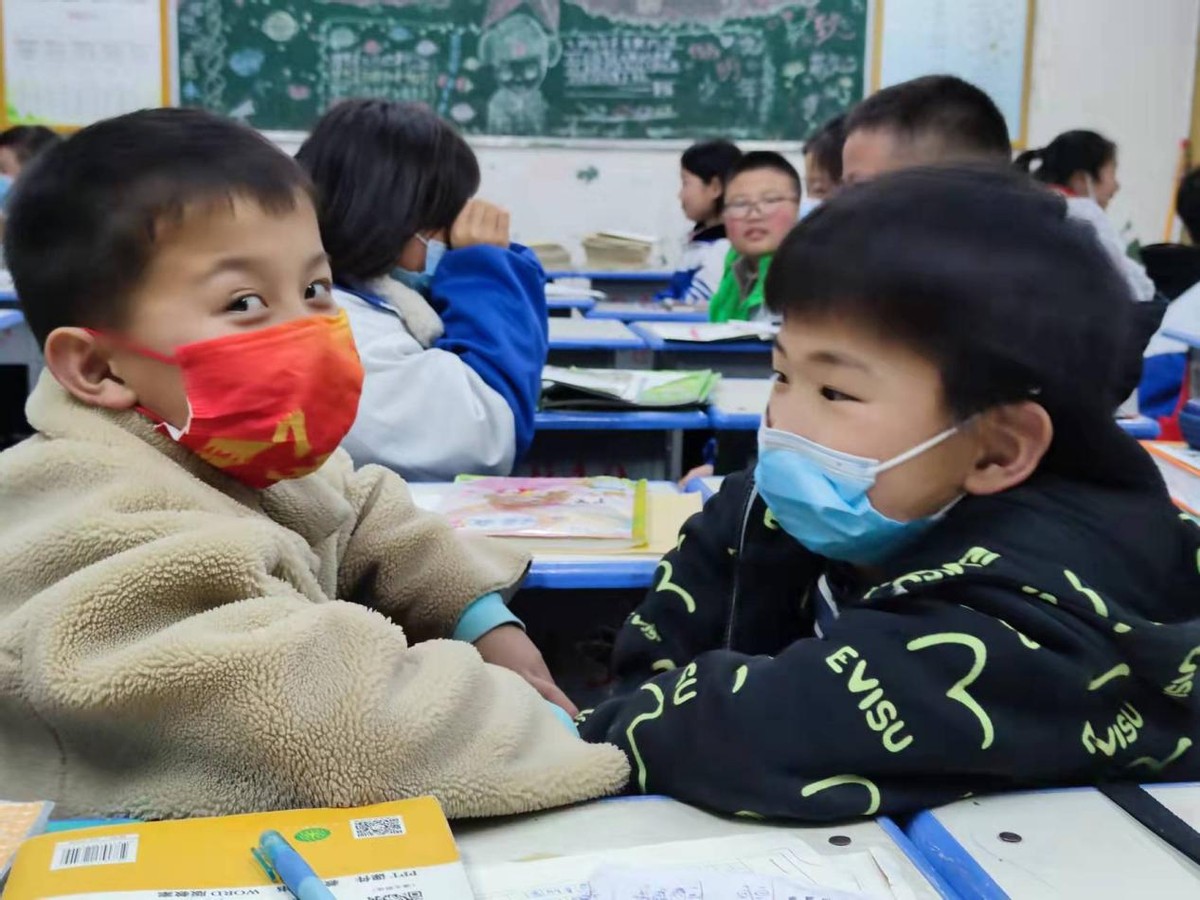 仓房镇中心学校：强力推进作业设计实施与心理健康教育