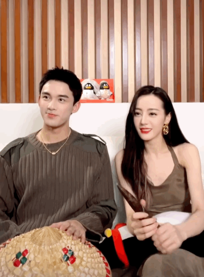 吴磊 x 迪丽热巴 | 陷进去了