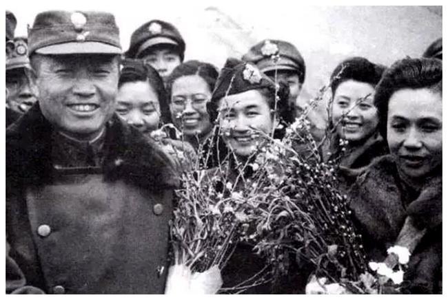 没读过军校的毛主席，为何指挥能力远超蒋介石和麾下的黄埔高材生