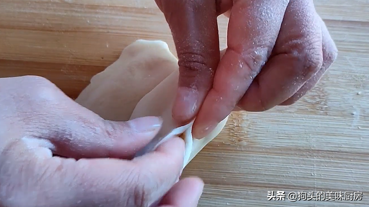 玉米粉怎么做饼（无糖少油的玉米发面饼制作教程）