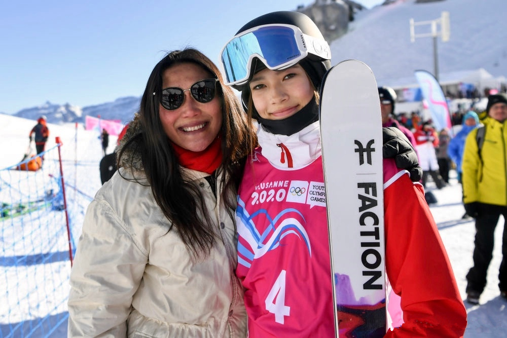 谷爱凌归化前是哪国人（谷爱凌入中国籍内幕曝光！美国咬死不放人，为北京冬奥加练新项目）