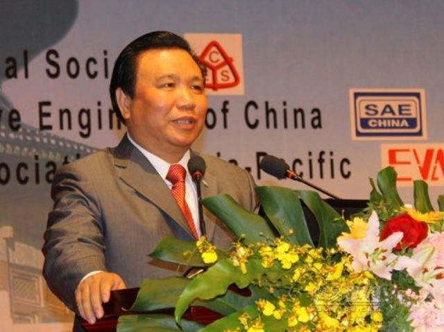 电池大王钟馨稼：豪捐美国1000万，称中国穷跟他无关，现销声匿迹