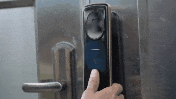 鹿客3D人脸智能锁，懒人的极致体验——回家开门也能解放双手