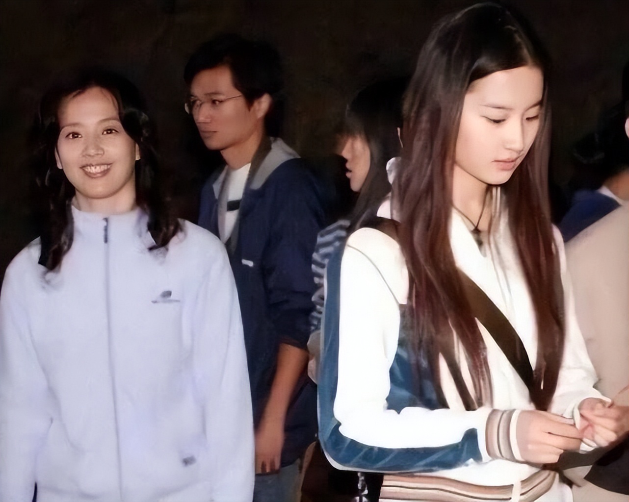 放弃婚姻和事业，若不是“天仙妈妈”刘晓莉，怎会有刘亦菲今天？