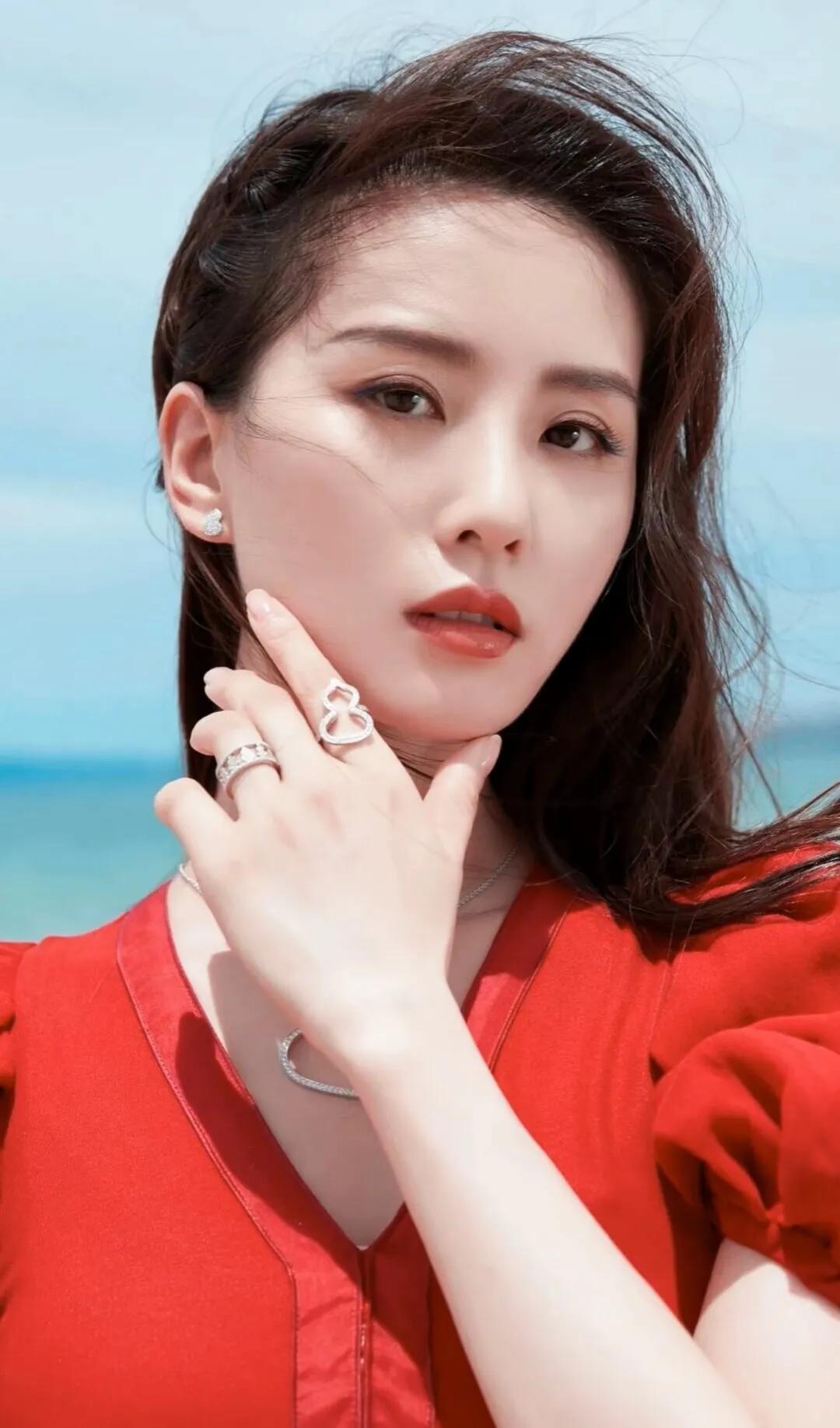 内地女演员《江疏影》