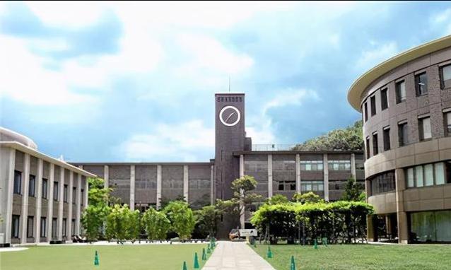 各大媒体点名批评广东四所高校，毕业生宛如废纸，家长报考需谨慎