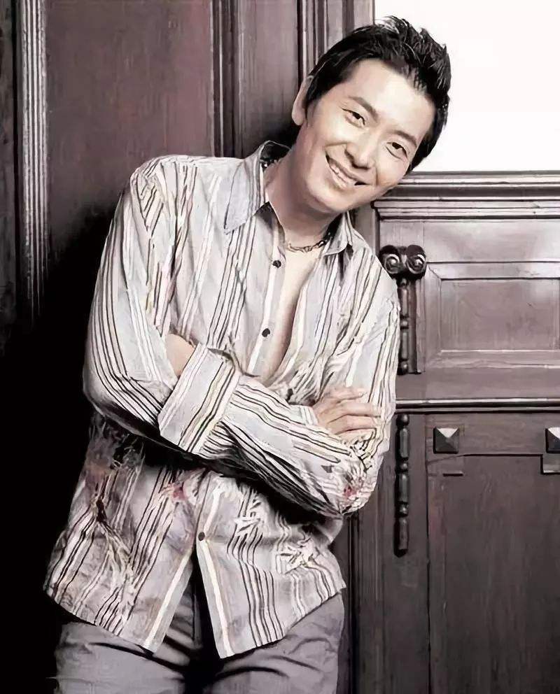 至今不娶妻的10位內地大齡男星，有人情史復雜，有人感情成謎