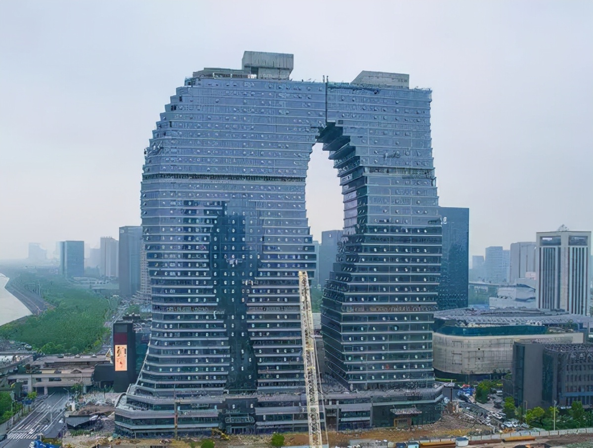 2021年中国十大丑陋建筑来了，到底谁最丑？
