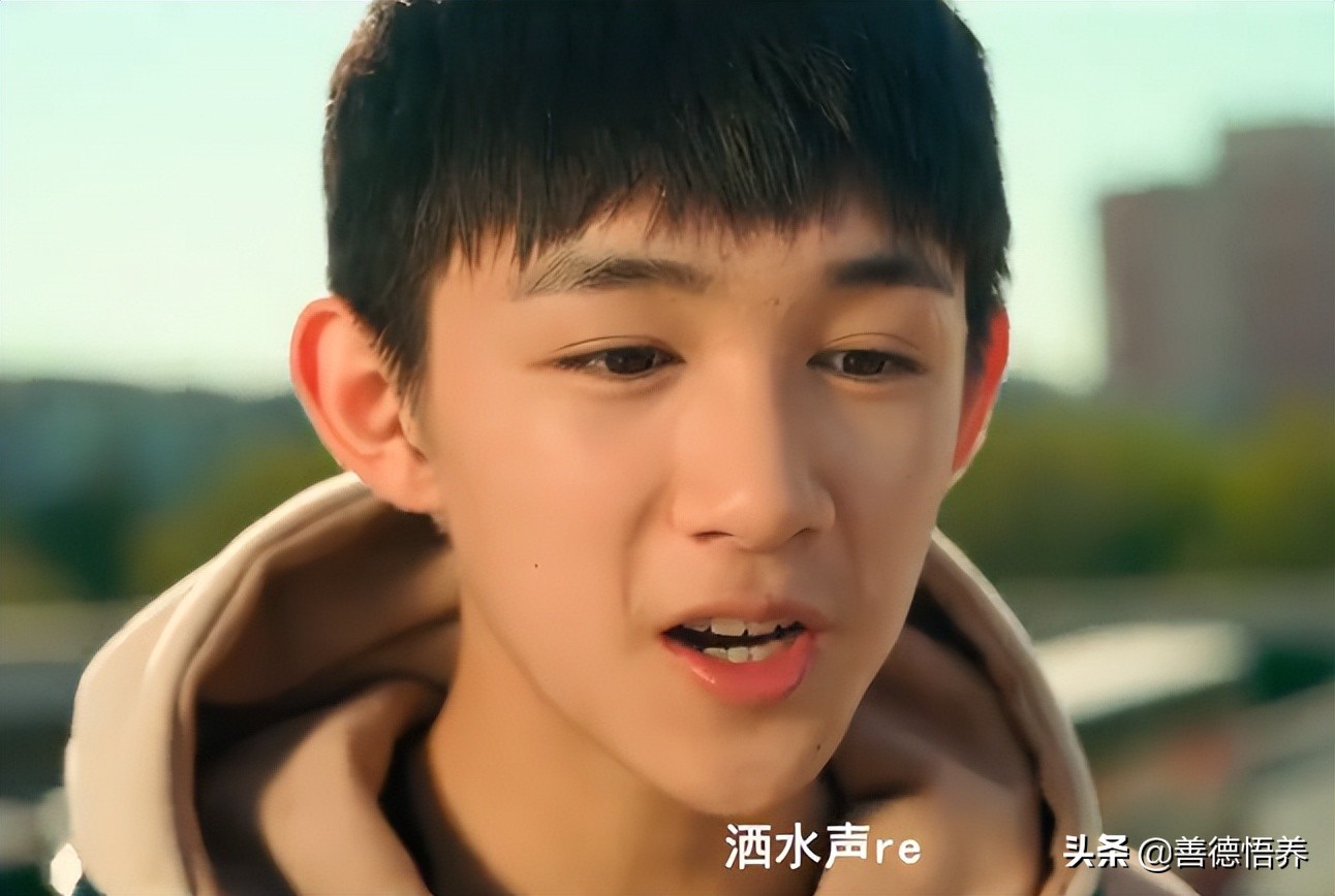 《外太空的莫扎特》里面的演员自带喜感。范伟、黄渤、贾冰、姚晨