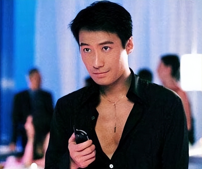 黎明：唱不过张学友，跳不过郭富城，碌碌无为的他凭啥被称为天王