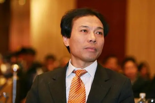 最牛打工人：库克年薪6亿，霍建宁狂赚1600亿，程雪身价650亿...