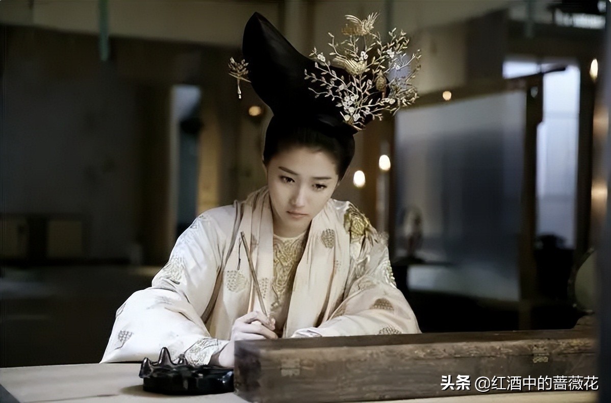 有问题的何止《初见》？这些年洗白历史反面人物的影视作品太多了