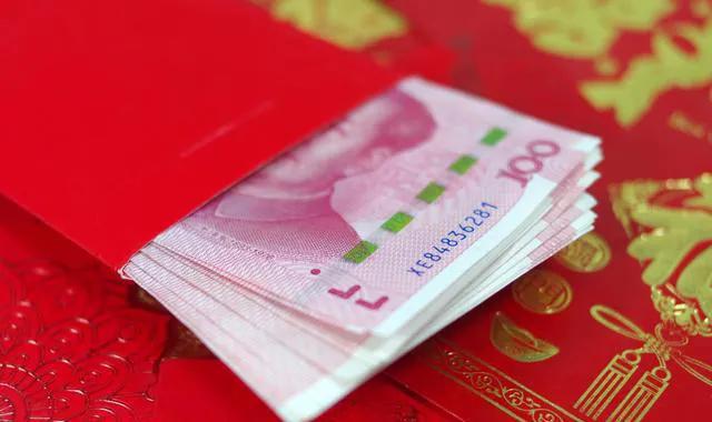 老人过寿随份子钱应该随多少（家里老人去世随份子给多少钱）