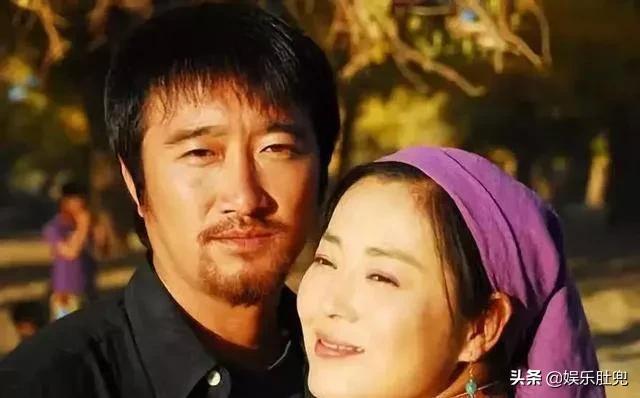 王茜华：为爱主动出击，两次换角，人到老年没能逃过一劫