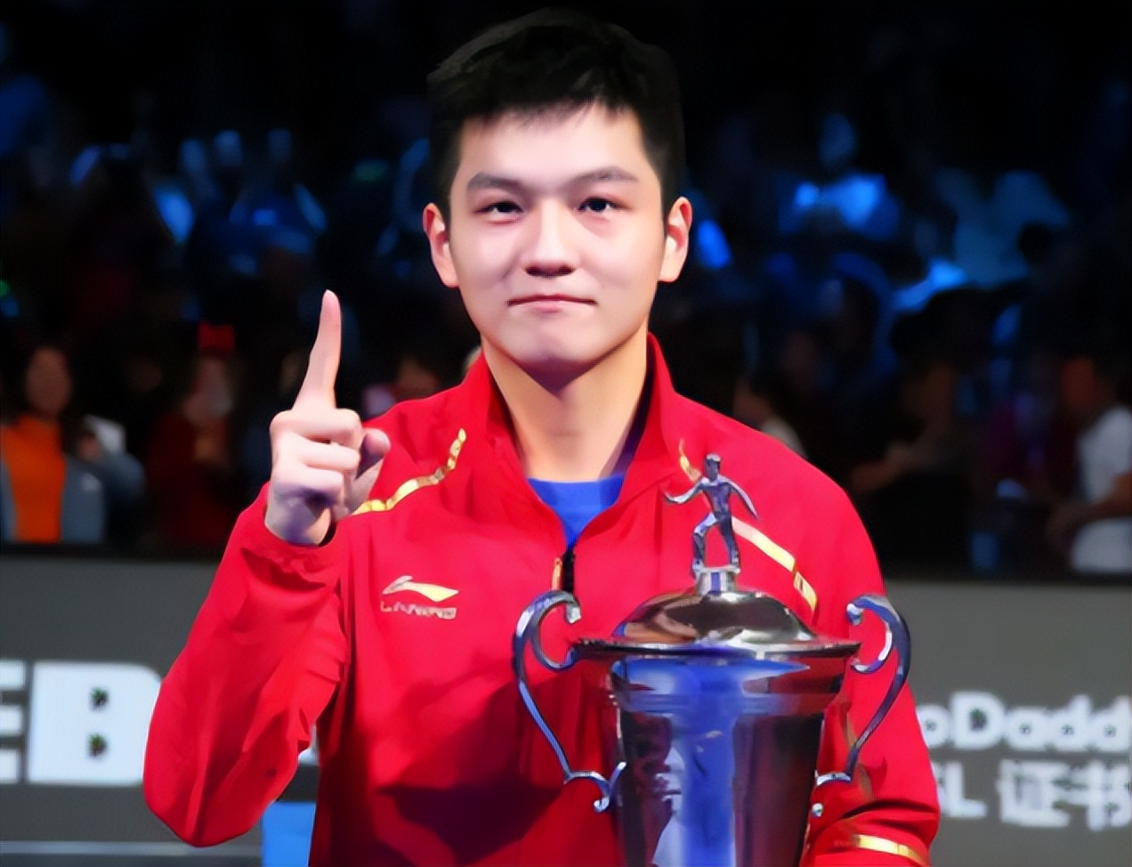 世界杯百度直播视频直播（CCTV5直播世界杯：2位世界第一强势冲击，樊振东、孙颖莎冲2连冠）