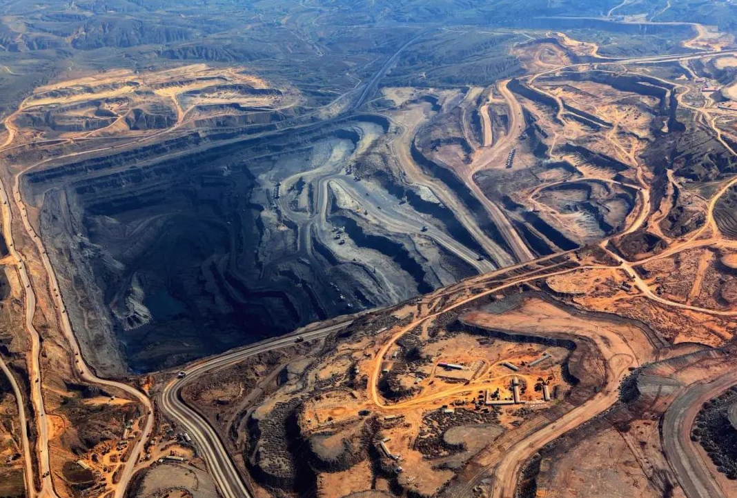 西芒杜铁矿再度被叫停(中企迎来喜讯,西芒杜铁矿重启,我国铁矿进口不