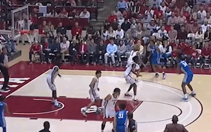 2022年选秀巡礼：继承肯塔基的荣光——泰泰-华盛顿