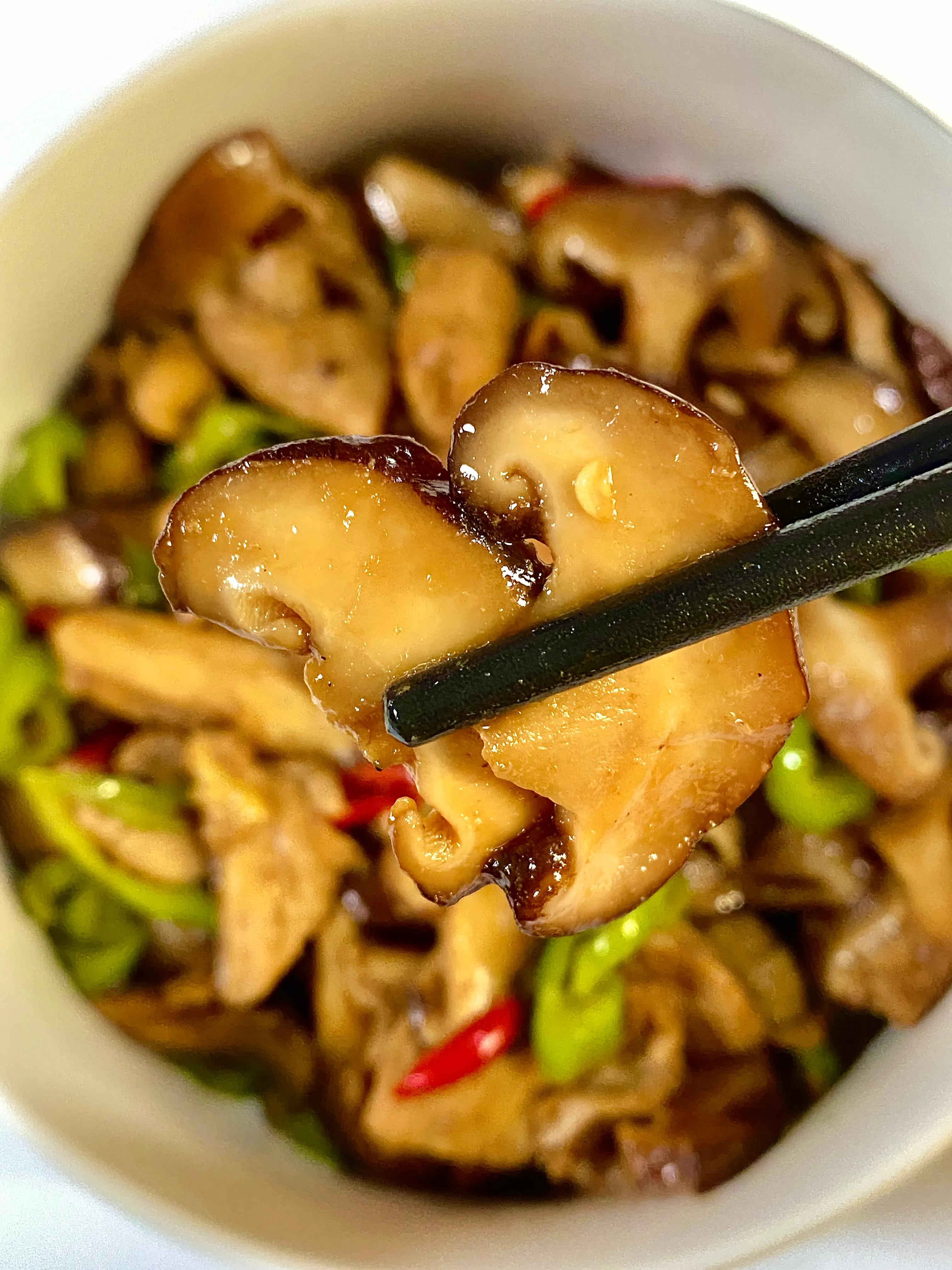 图片[6]-低脂低卡又下饭的香菇炒鸡胸肉-起舞食谱网