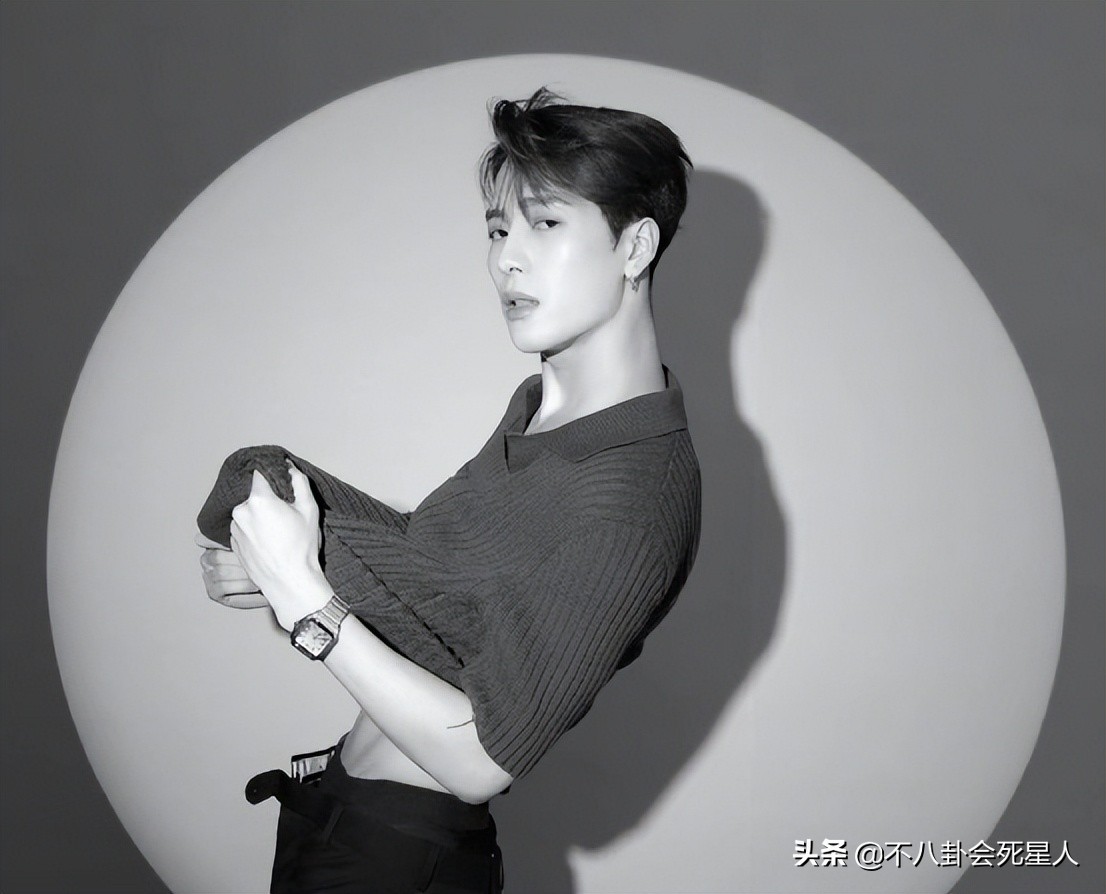 单看脸惊艳帅气，一看全身就秒垮掉，这些男星被身高害惨了