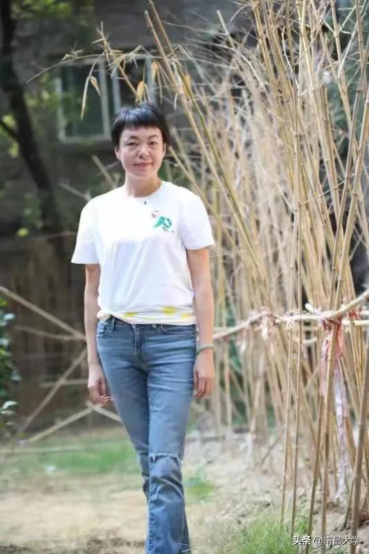 “立德树人标兵”周曼：一位敢想、敢创、自我革新的育人者