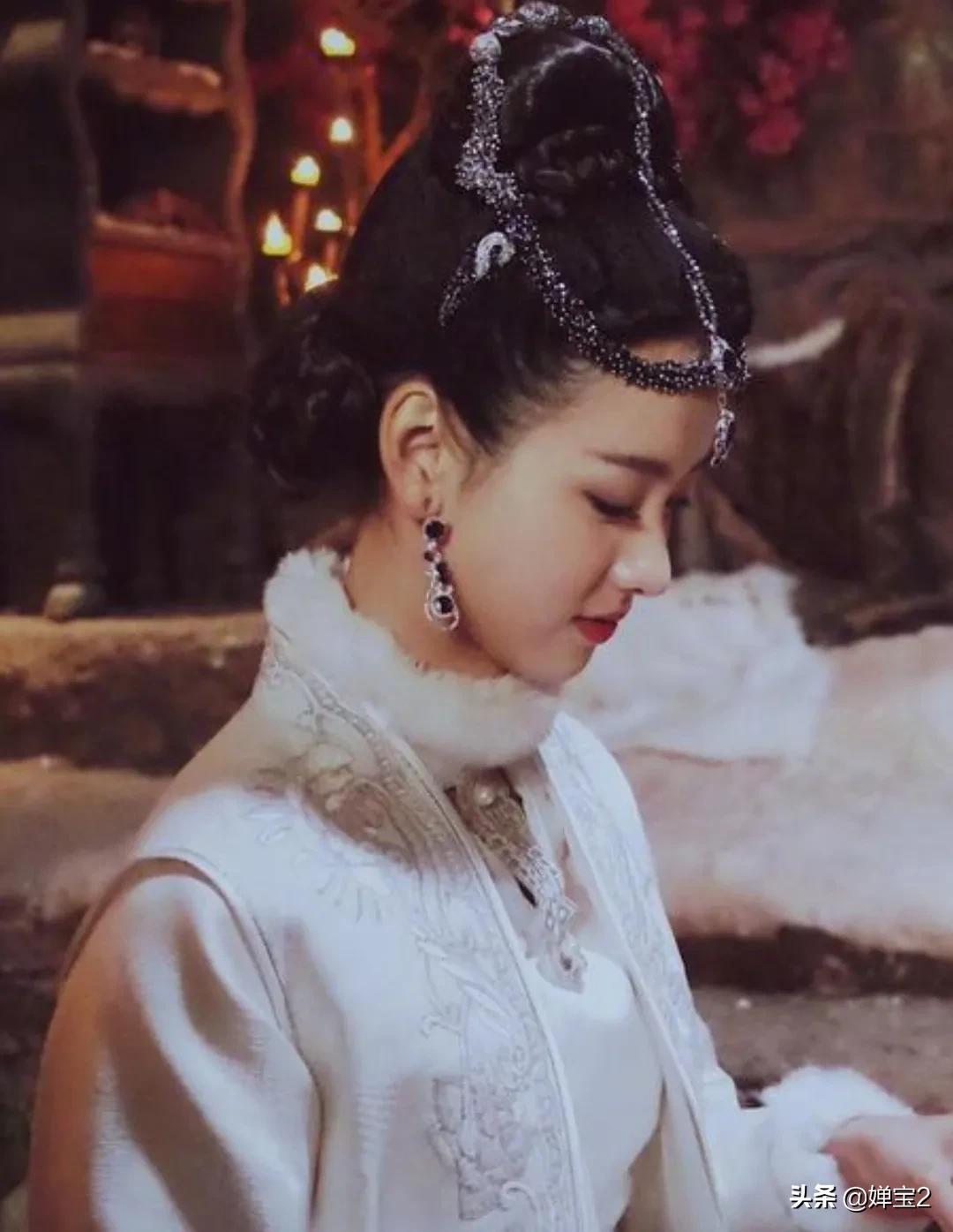 智慧与美貌并存—古装美人—陈都灵