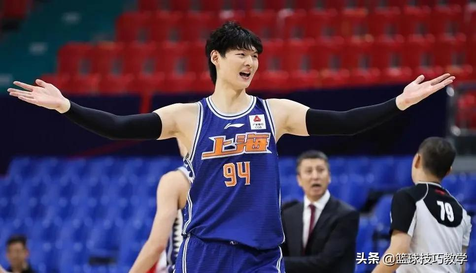 nba有哪些球员签约了cba(湖人完成三方交易！涉及5人！王哲林签约权再次被送走了)