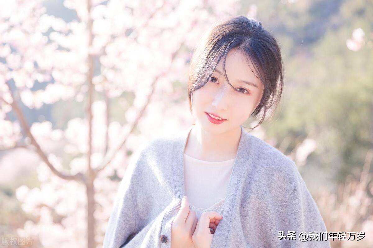 南京美女街拍 鸡鸣寺美女如云啊