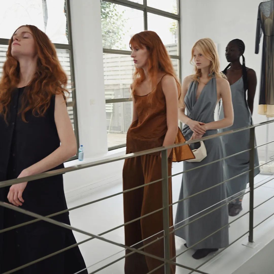 法国巴黎时装透露服装展(巴黎时装周的9天,好像过了半个多世纪)