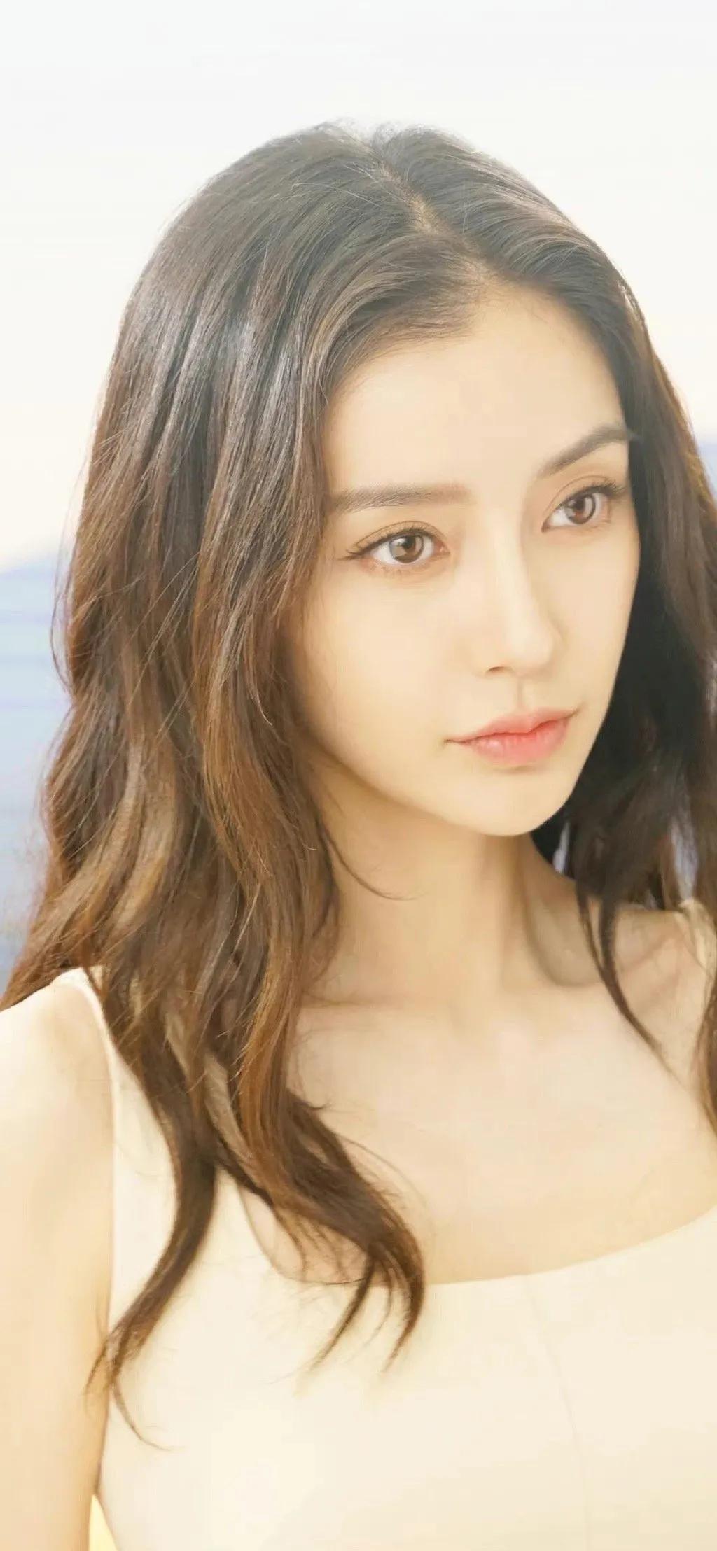 明星系列：这么漂亮的杨颖，不知道黄晓明怎么就不要了呢？