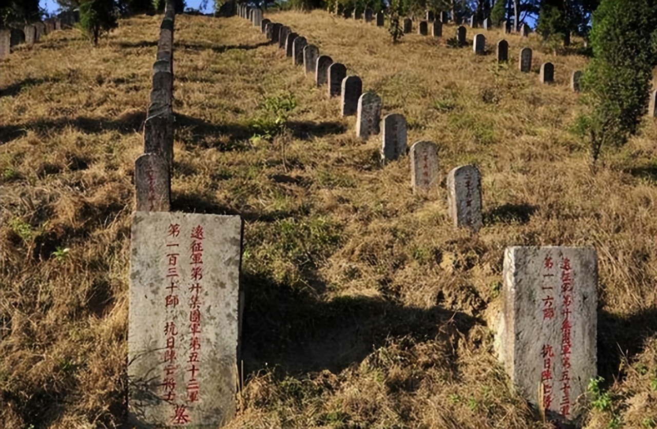 “土葬、火葬”不要争：农村丧葬正式出新规，之前坟墓如何处理