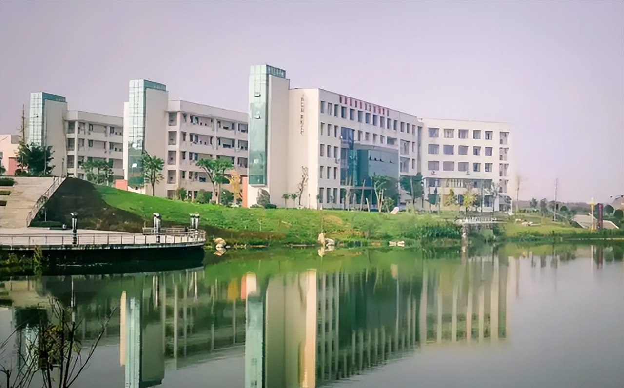 南充职业技术学院 南充职业学校一览表-伙伴百科网-让你的生活充满快