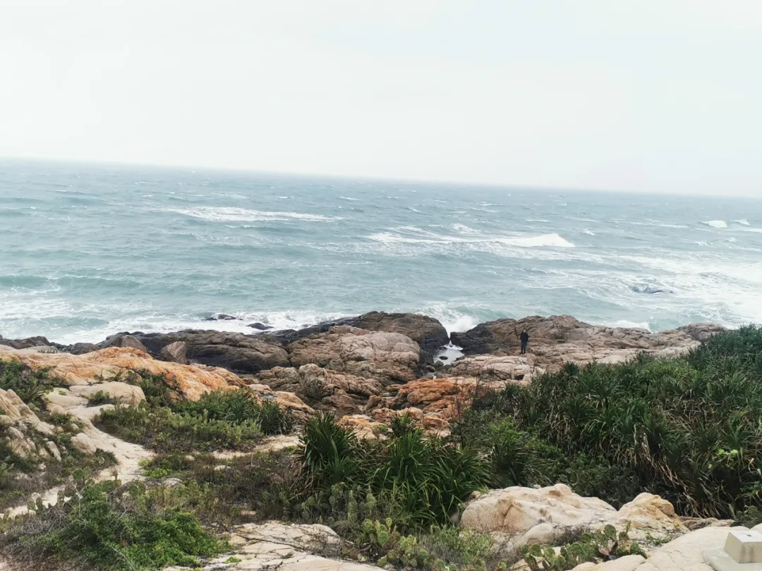 海南西线宝藏度假地，拥有媲美三亚的海景，物价却特别便宜