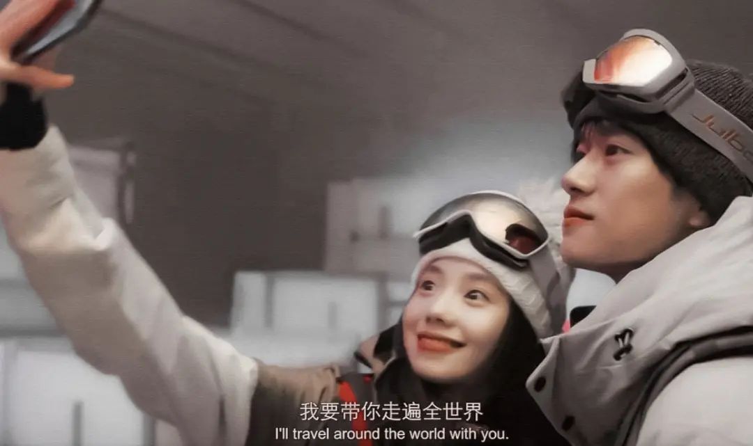 刘浩存易烊千玺关系如何(疯传易烊千玺刘浩存恋爱,男方上线辟谣,超多