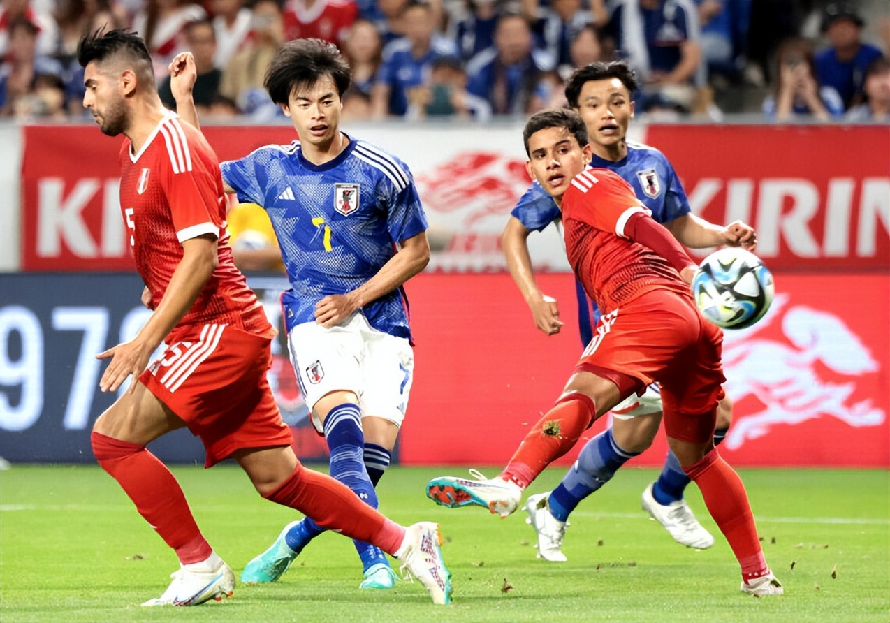 4-1！日本吊打南美第5，韩国却输0-1，森保一：2026年世界杯夺冠