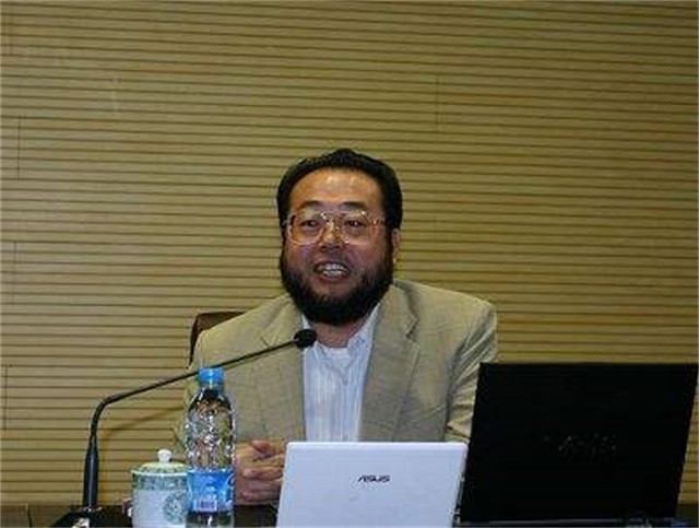 失控的德州教育培训老板：曾入狱4年，前妻称其完美主义者